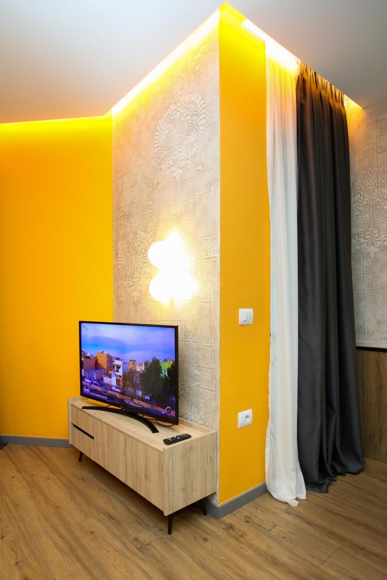 Imperial Visar Yellow * Vlorë